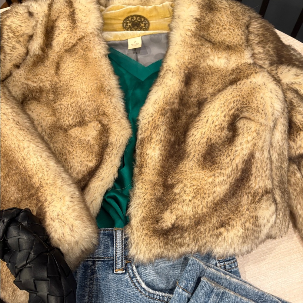 Anthropology- Idra faux fur bolero